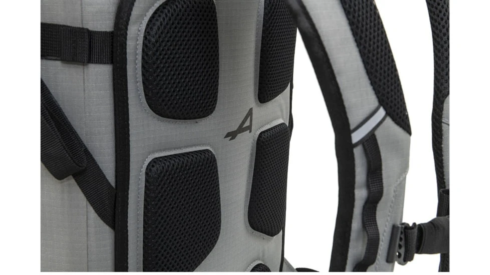 ALPS Mountaineering Graphite 20L Pack 7 ALPS Mountaineering Graphite 20L Pack - Image 7